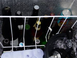 ビール、日本酒専用冷蔵庫　使用例2