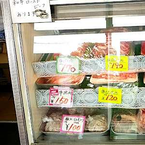 木島肉店|ショーケース1
