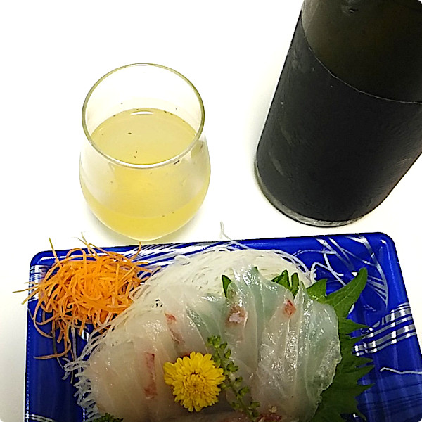 ホップのSake・木花之醸造LAB07 ホップどぶろくと本フエ鯛の刺身