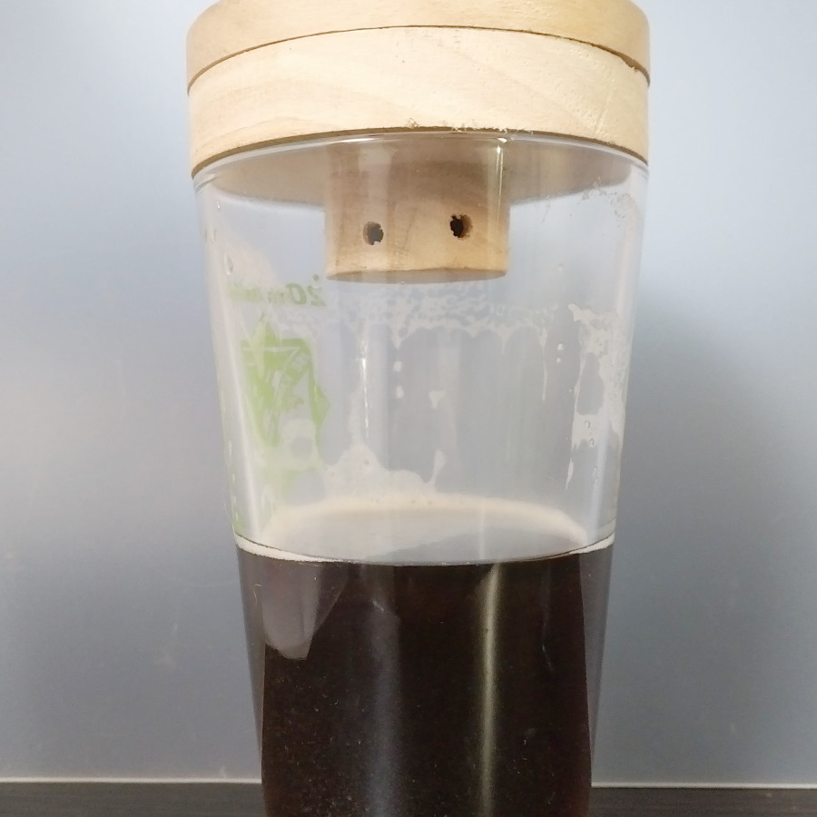 ムーン・ライト・コラボ・ブラック・IPA(Moonlight Collab Black IPA)/ソサエティ(Societe)をグラストップスモーカーでブラック・スモーク・IPAにアレンジ